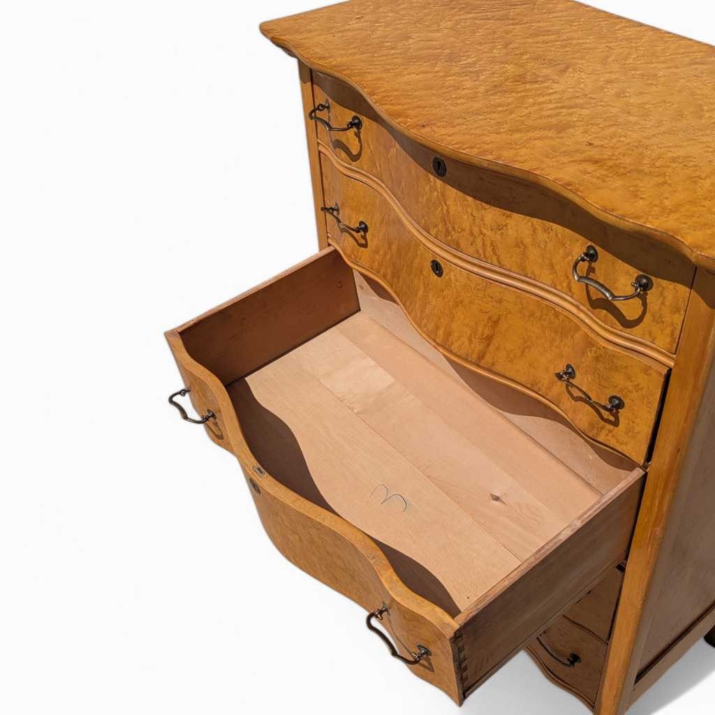 Antique Birds Eye Maple Dresser – Vintage Wooden Dresser, Elegant Storage Furniture, Classic Bedroom Piece