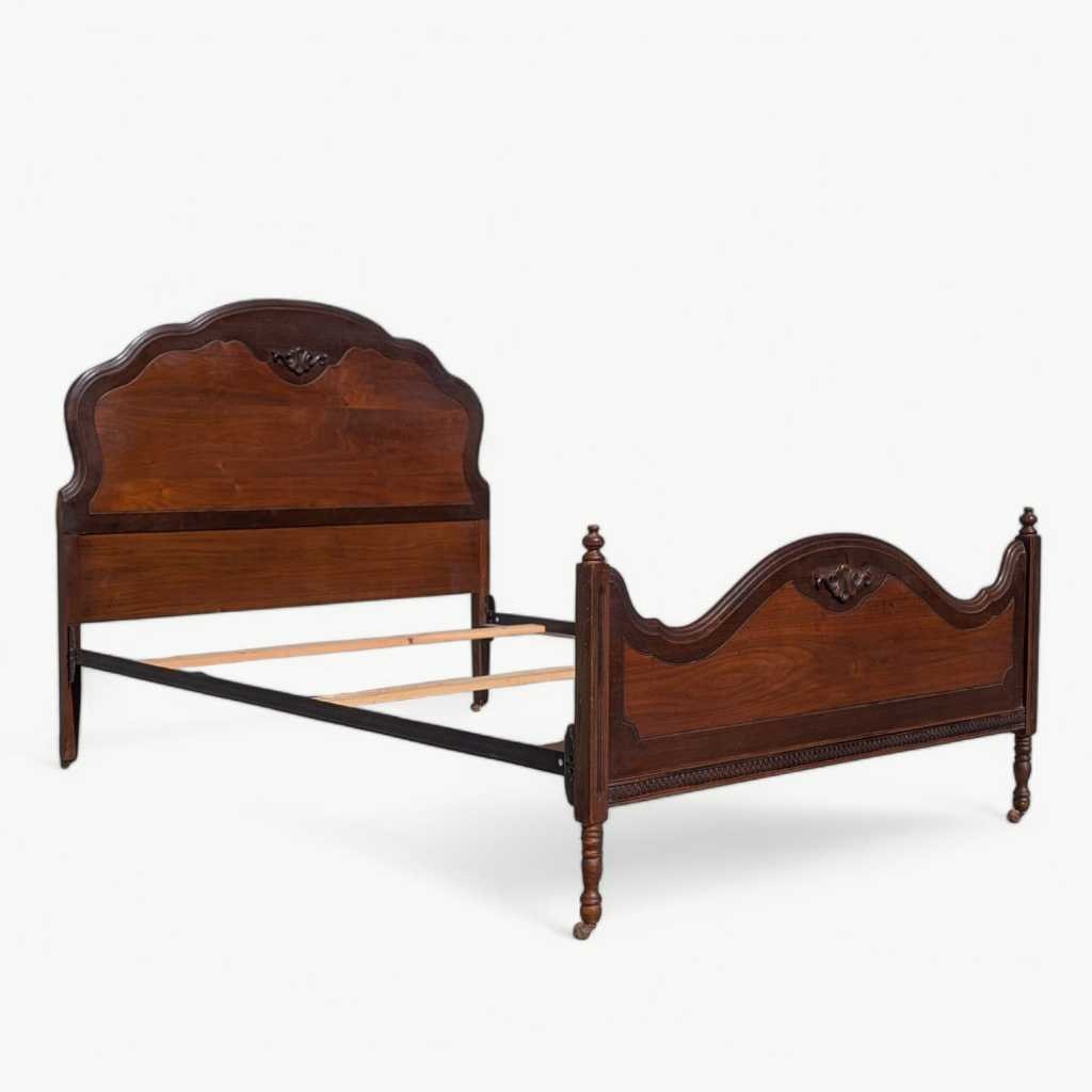 Antique Victorian Walnut Bed – Full Size