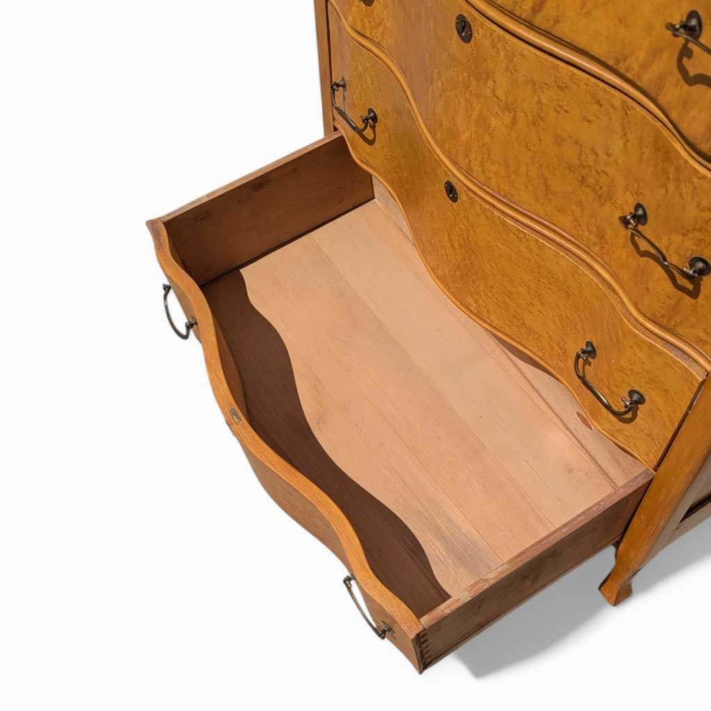 Antique Birds Eye Maple Dresser – Vintage Wooden Dresser, Elegant Storage Furniture, Classic Bedroom Piece