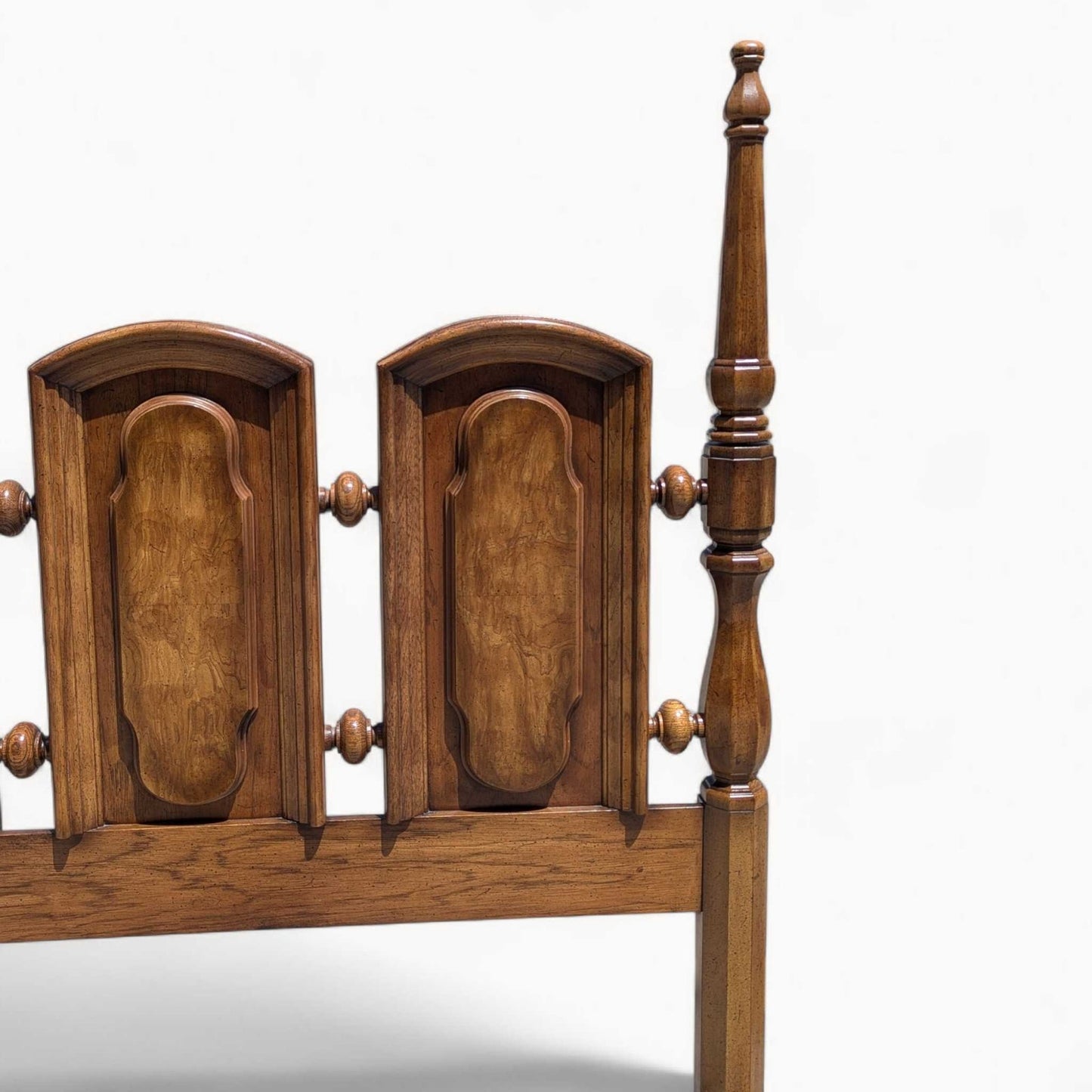 Vintage Oak King Headboard – Carved Panel Design with Turned Spindles