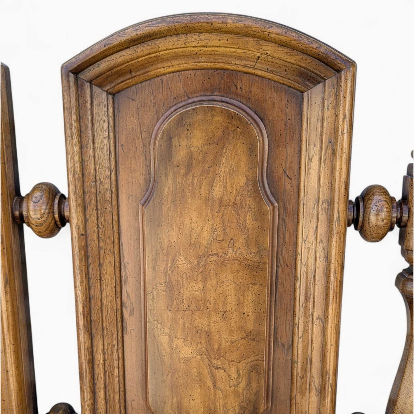 Vintage Oak King Headboard – Carved Panel Design with Turned Spindles