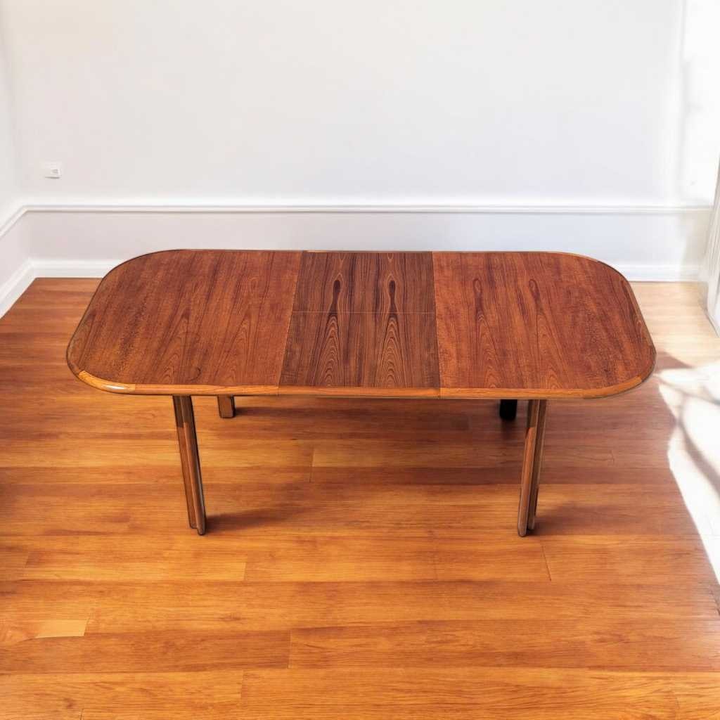 Danish Teak Dining Table – Mid-Century Modern