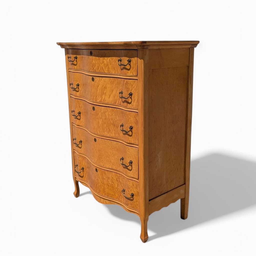 Antique Birds Eye Maple Dresser – Vintage Wooden Dresser, Elegant Storage Furniture, Classic Bedroom Piece