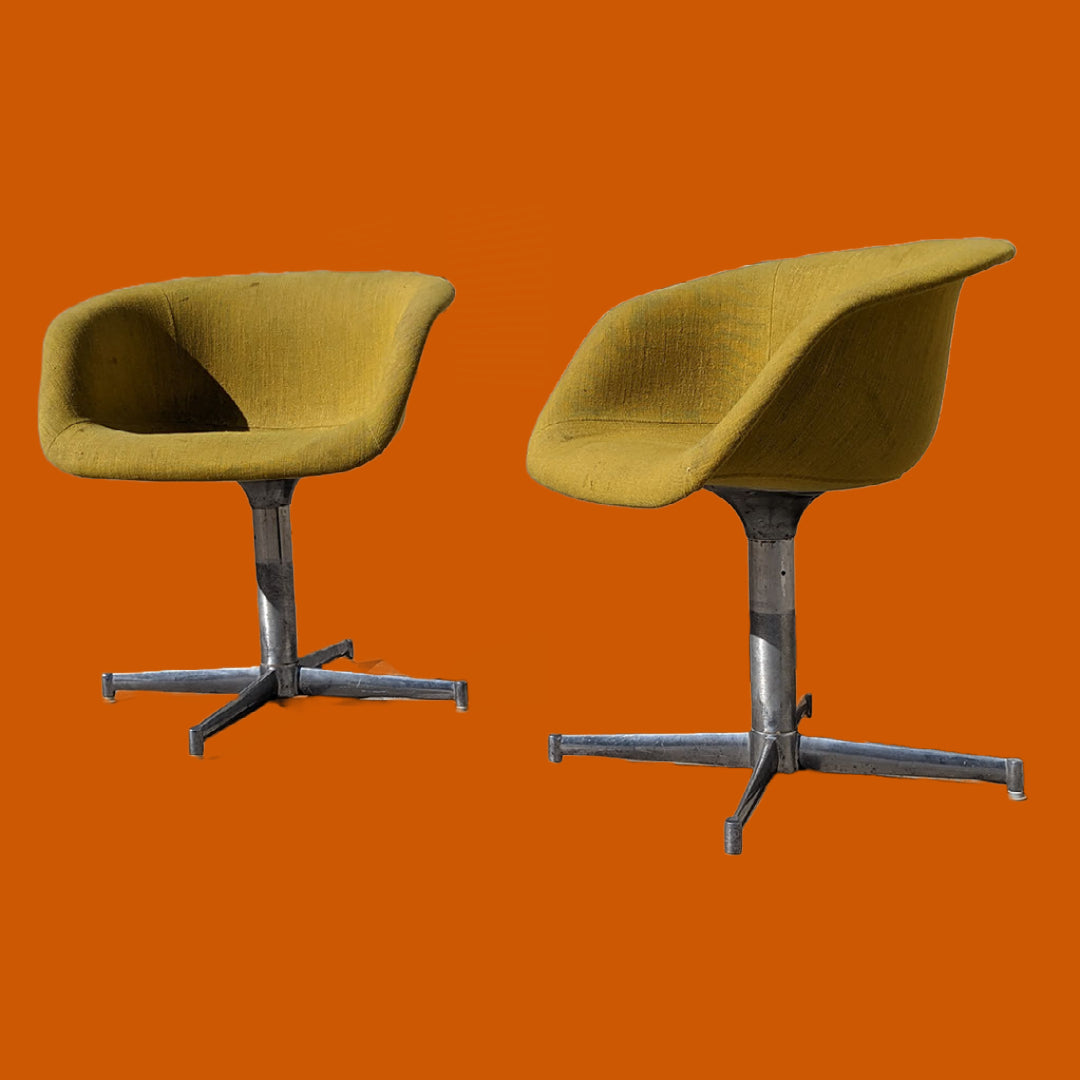 Pair of yellow vintage mid century swivel chairs aluminum