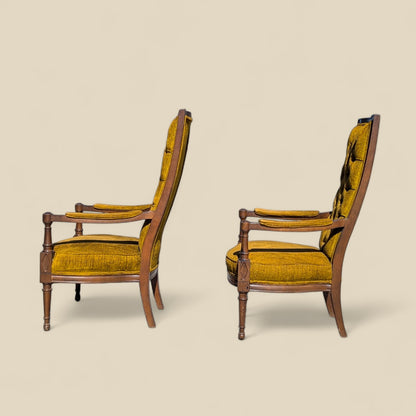 Pair of Vintage High Back Armchairs – Tufted Gold Velvet Regency Chairs, Neoclassical Revival, 1960s Accent Seating