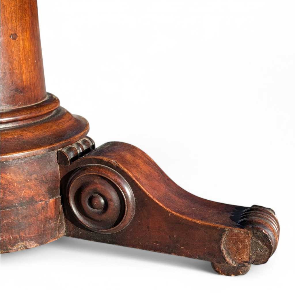 Early 19th Century Charles X Round Coffee Table in Mahogany & Walnut