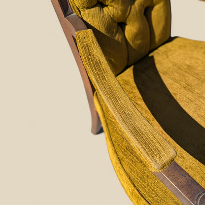 Pair of Vintage High Back Armchairs – Tufted Gold Velvet Regency Chairs, Neoclassical Revival, 1960s Accent Seating