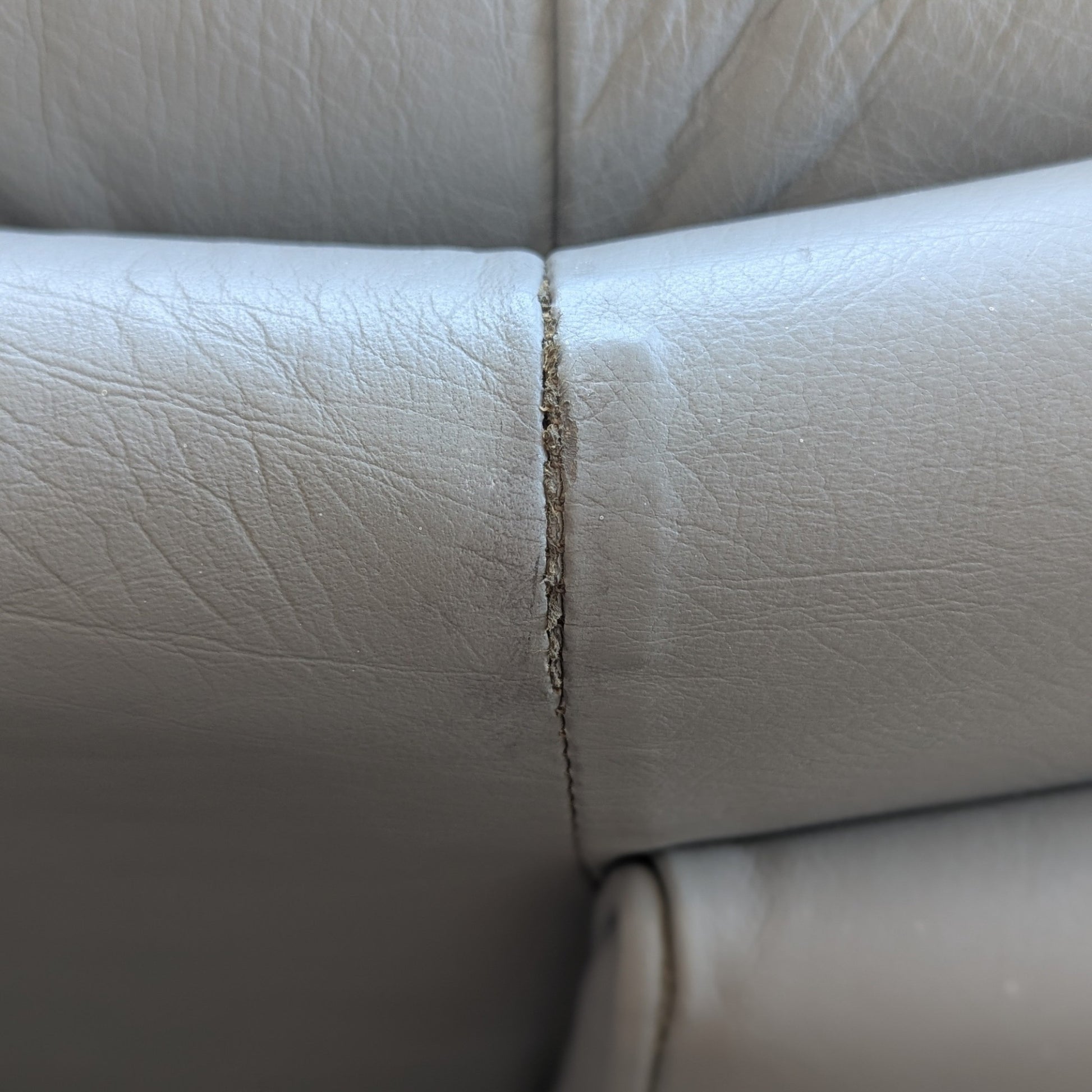 Vintage Nicoletti Italia Leather Loveseat Sofa, Italian Postmodern Grey Leather Couch, 1980s Lounge Settee — view 10 of 20