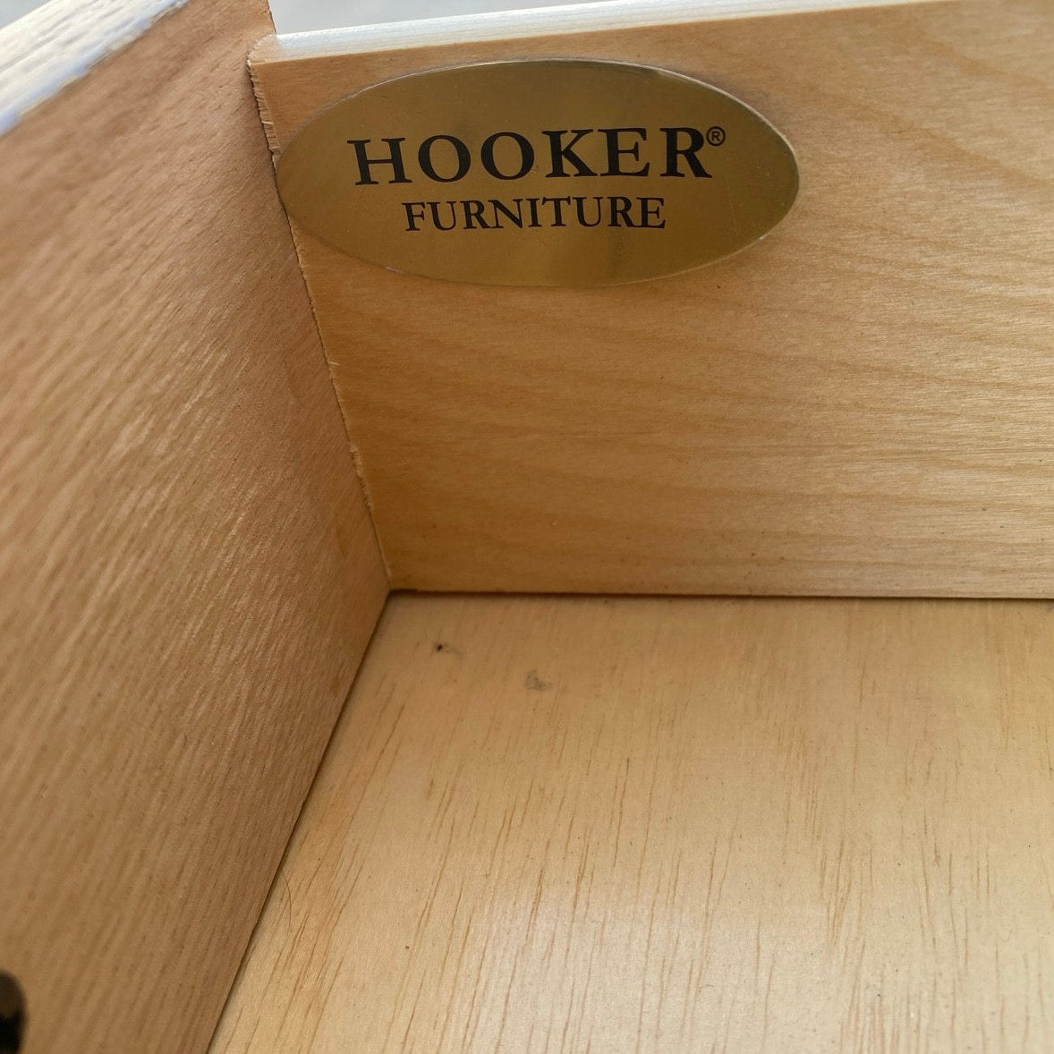 Vintage Hooker Furniture Oak Hutch Cabinet with Open Shelving, Late 20th Century