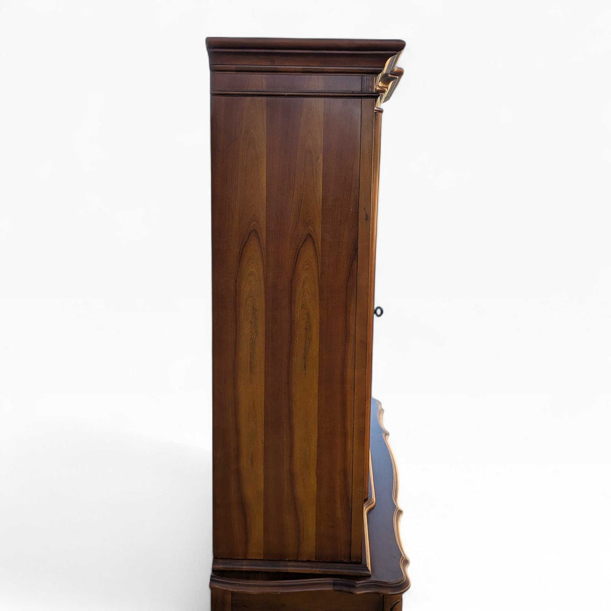 Bassett Queen Anne-Style Wood and Glass China Hutch Cabinet — view 5 of 16