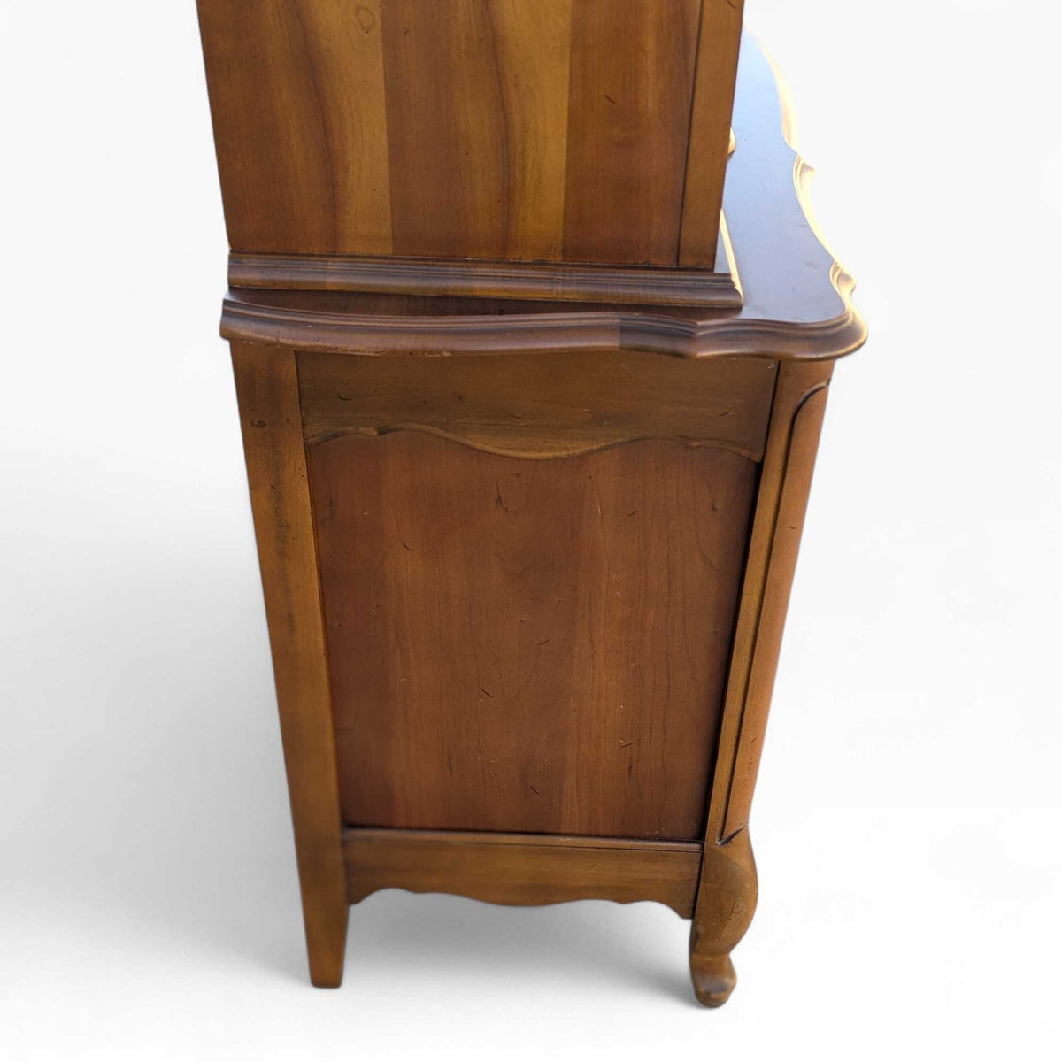 Bassett Queen Anne-Style Wood and Glass China Hutch Cabinet — view 6 of 16