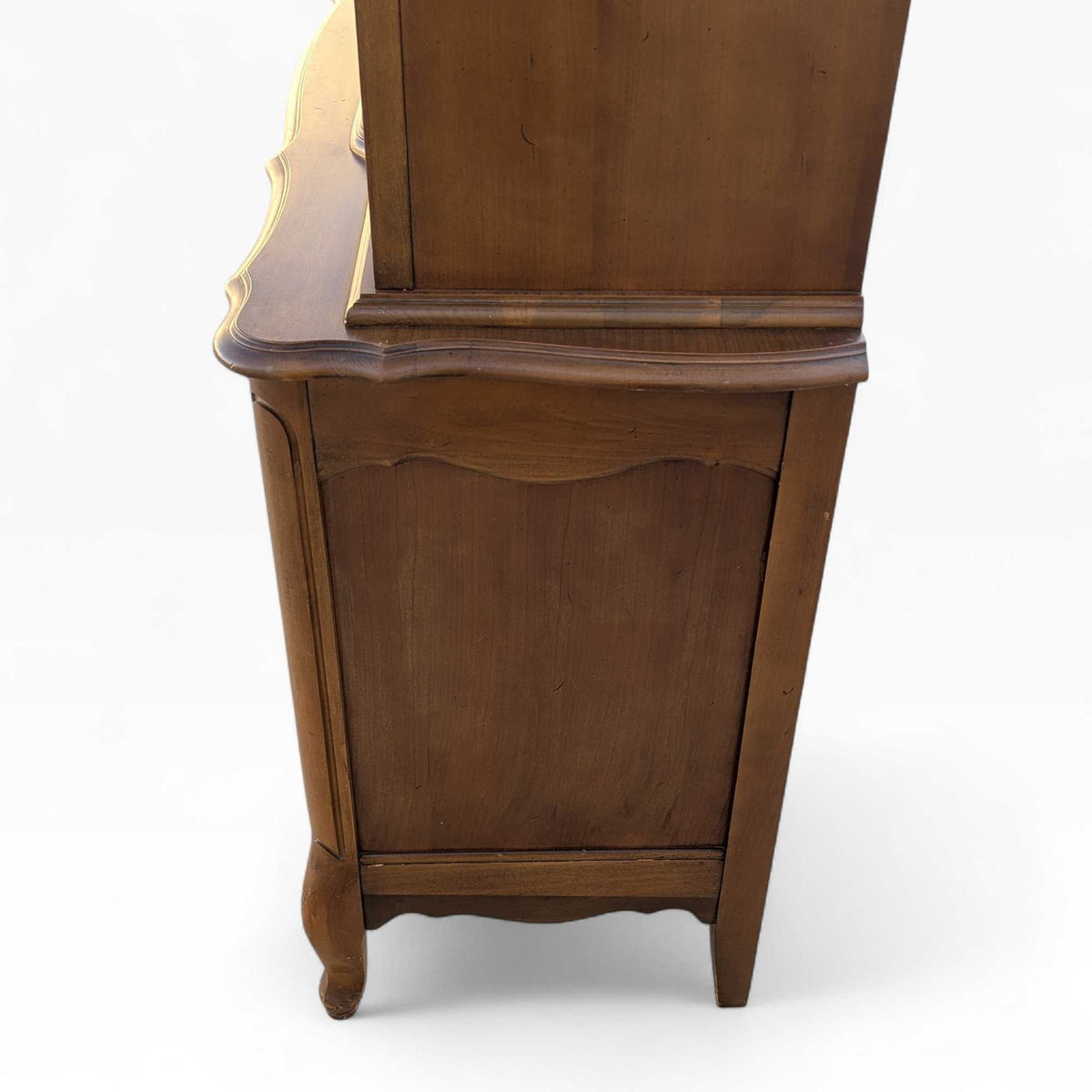 Bassett Queen Anne-Style Wood and Glass China Hutch Cabinet — view 7 of 16