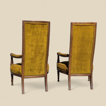 Pair of Vintage High Back Armchairs – Tufted Gold Velvet Regency Chairs, Neoclassical Revival, 1960s Accent Seating