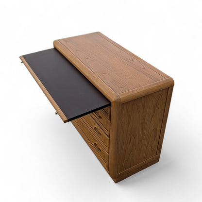 Petite Sideboard by Thomasville, Buffet