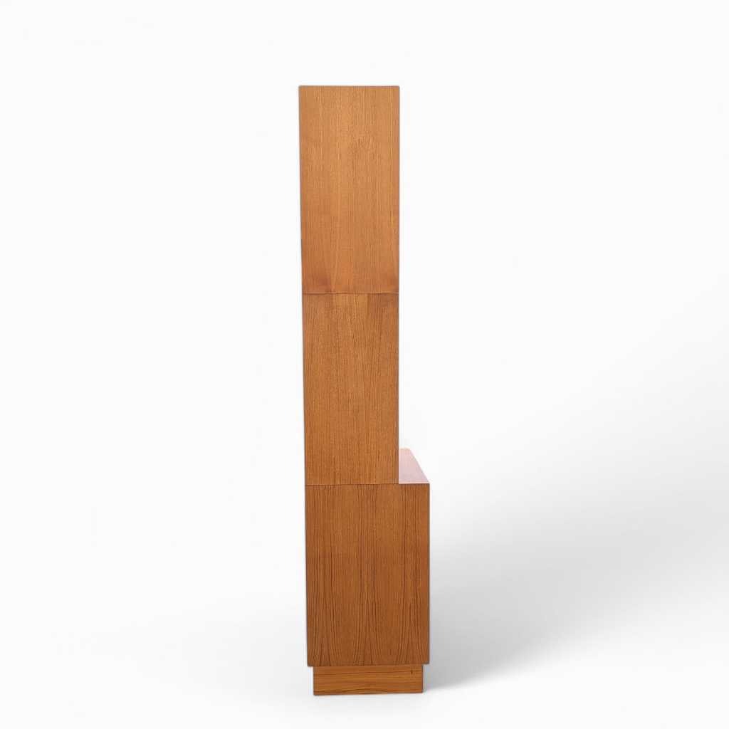 Slim Teak Bookcase – MCM, c. 1970s