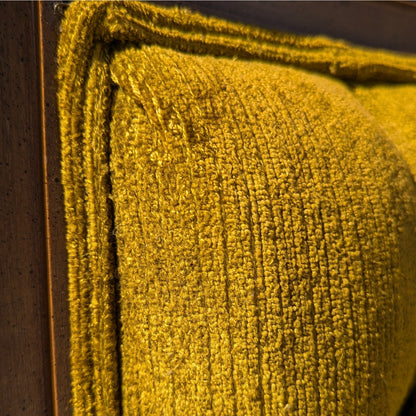 Pair of Vintage High Back Armchairs – Tufted Gold Velvet Regency Chairs, Neoclassical Revival, 1960s Accent Seating