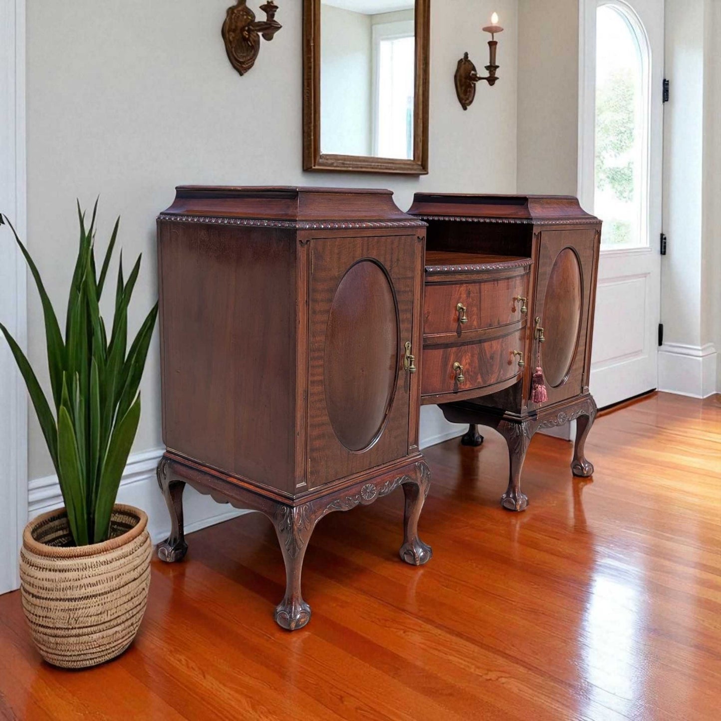 Antique Chippendale Sideboard Buffet