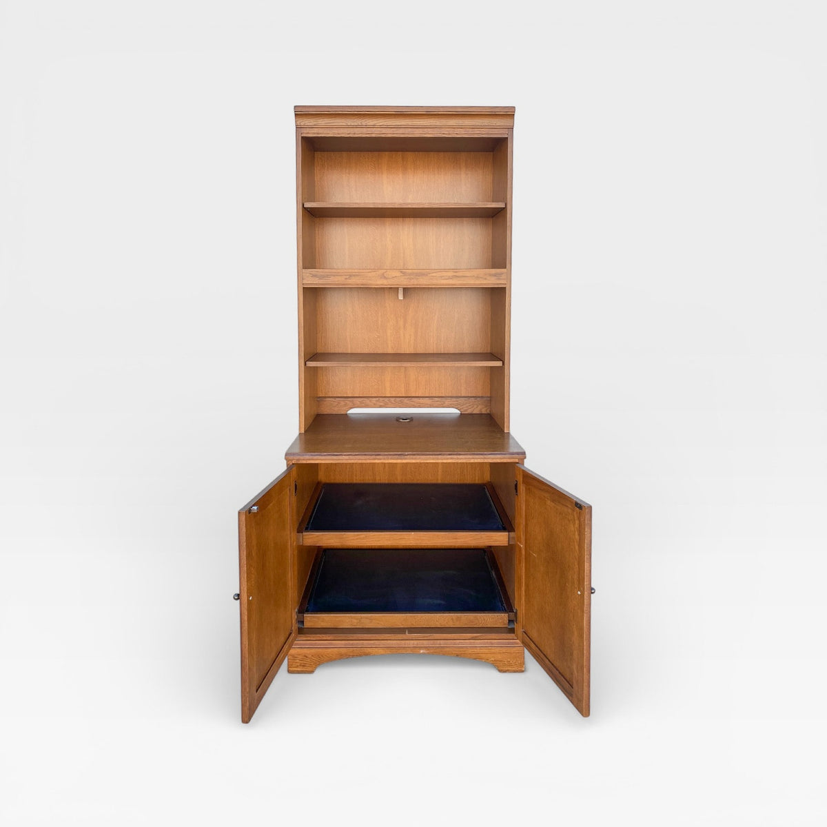 Vintage Hooker Furniture Oak Hutch Cabinet with Open Shelving, Late 20th Century — view 4 of 15