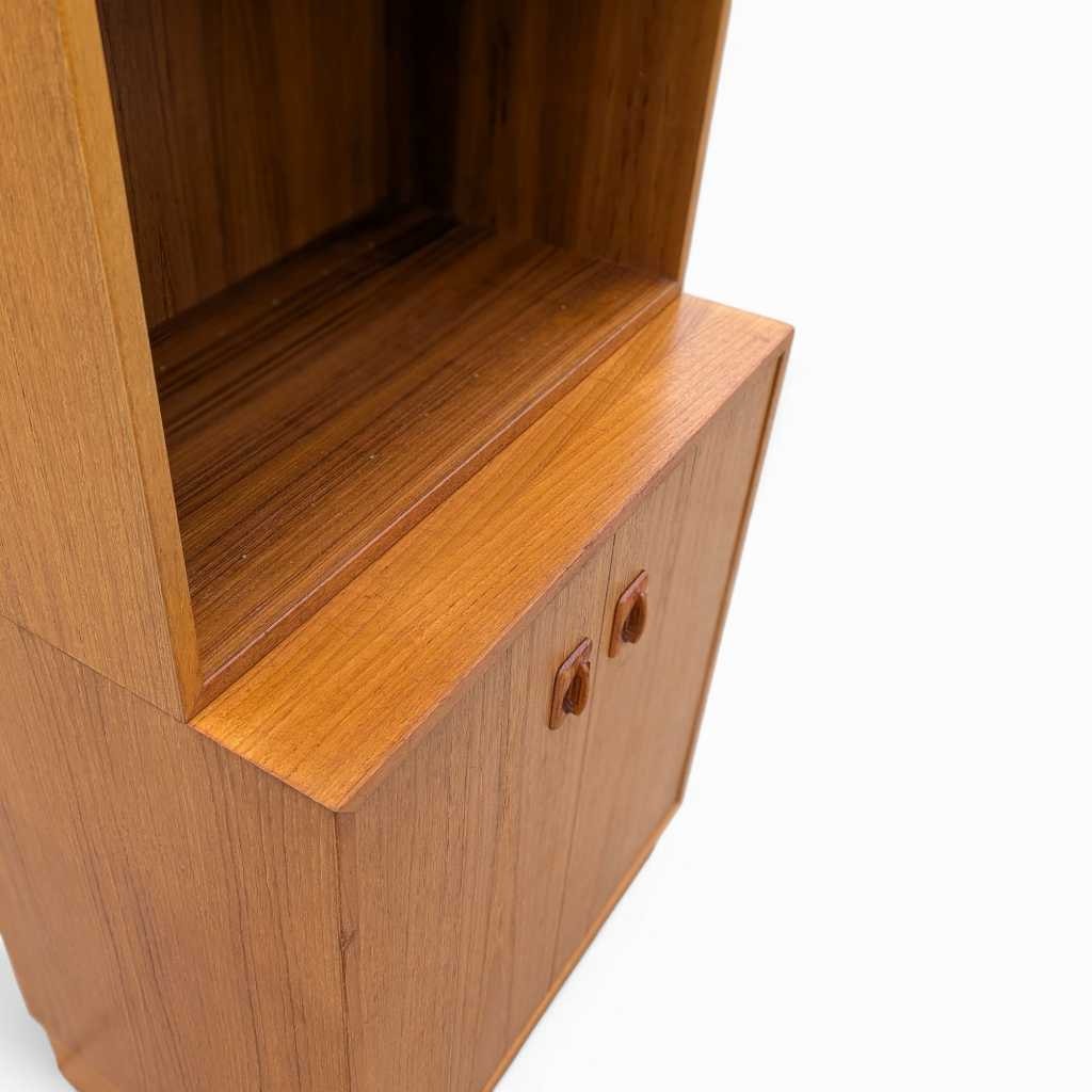 Slim Teak Bookcase – MCM, c. 1970s