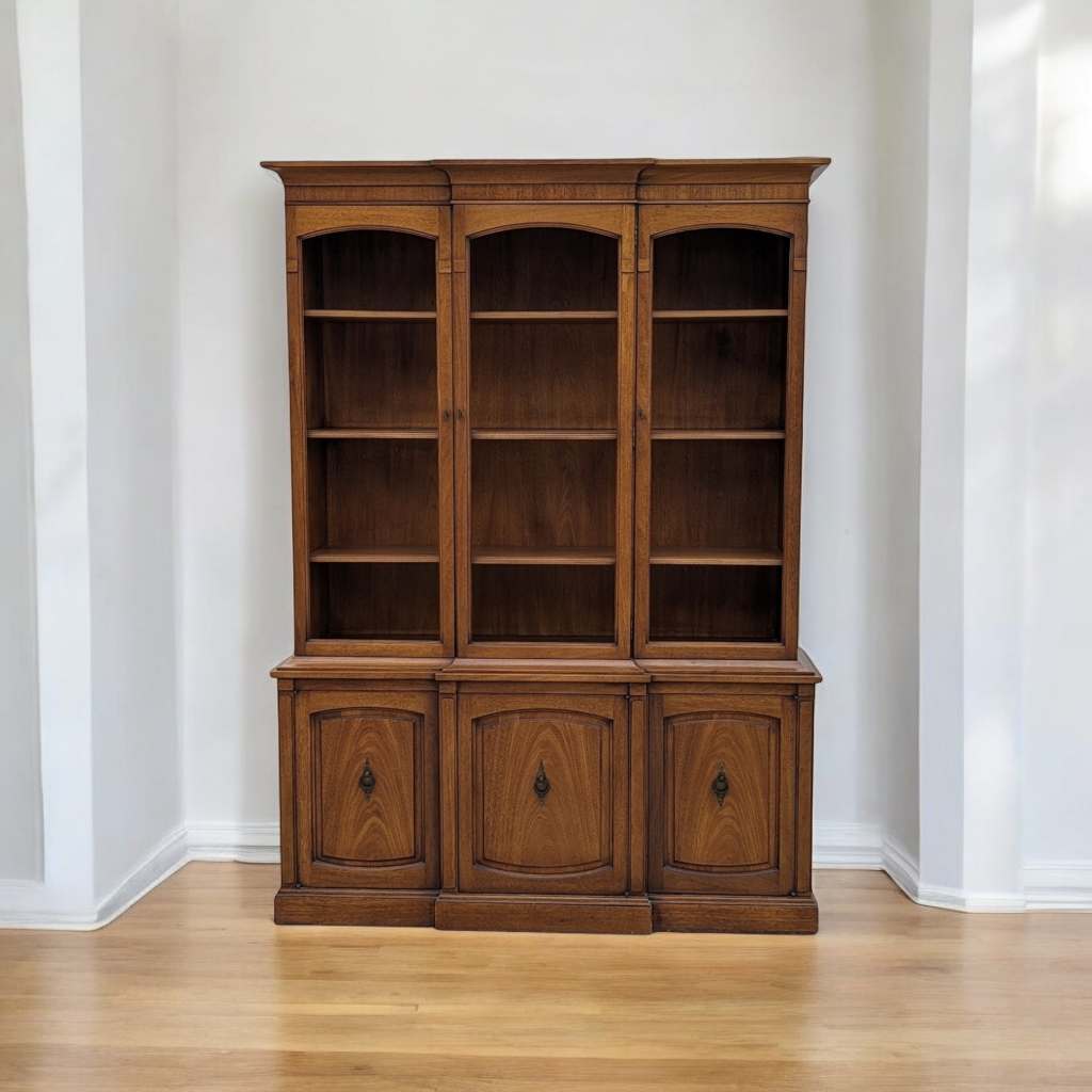 1960s Drexel Triune Mahogany Hutch Cabinet with Arched Display Doors — view 3 [CBMEDIA20260920M rskglv7t9lLQjLyrzomb 03 3569de6b-9c5c-4ffc-b7d6-824c46435b73.jpeg]