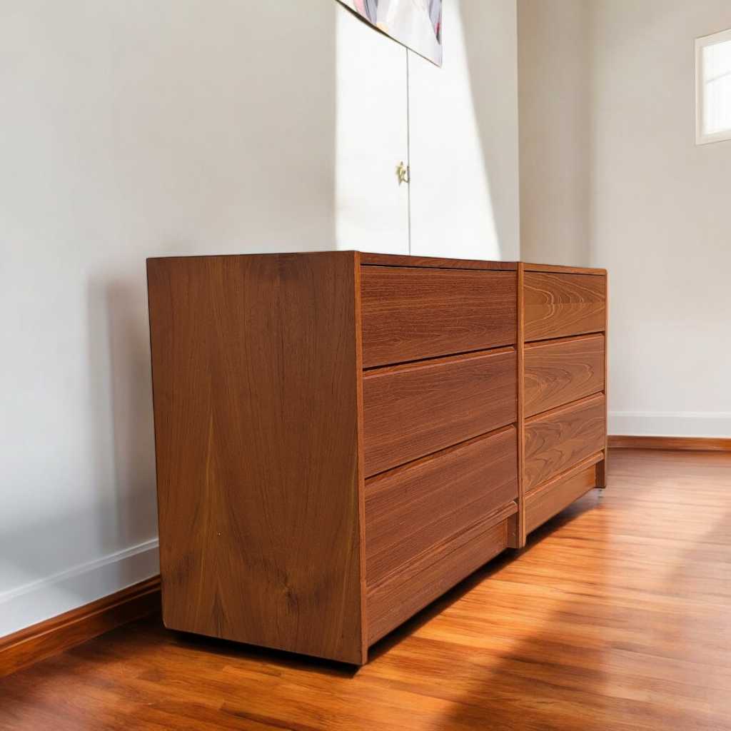 Pair of G Plan Teak Three-Drawer Dressers or Modular Lowboy, 1960s — view 4 [CBV1 5KxRd3jmp2g8NCbU3rQW 04 5eaa9ad0-e8a0-4f52-a0cc-0d04ccbec237.jpeg]