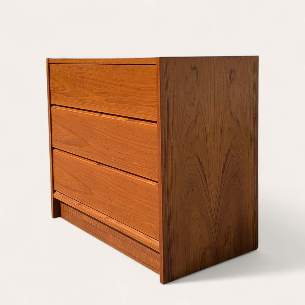 1960s Petite Danish Modern Teak Three-Drawer Dresser or Nightstand — view 5 [CBV1 YQyx1tG2HRNj593MAuPo 05 8b65f681-2c46-454c-b759-216f541d35af.jpeg]