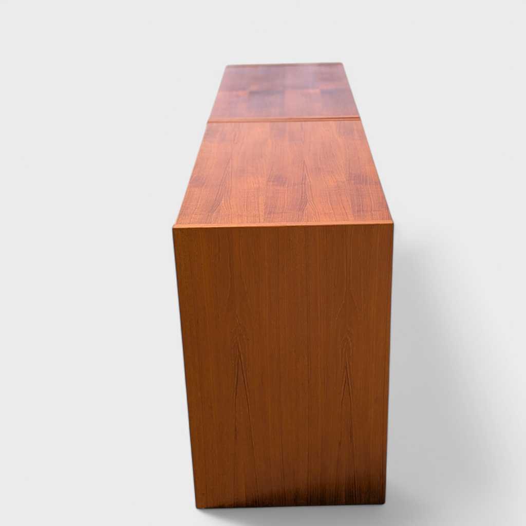 Pair of G Plan Teak Three-Drawer Dressers or Modular Lowboy, 1960s — view 14 [CBV1 5KxRd3jmp2g8NCbU3rQW 14 96449658-2638-453b-b45a-bb90536dc3a4.jpeg]