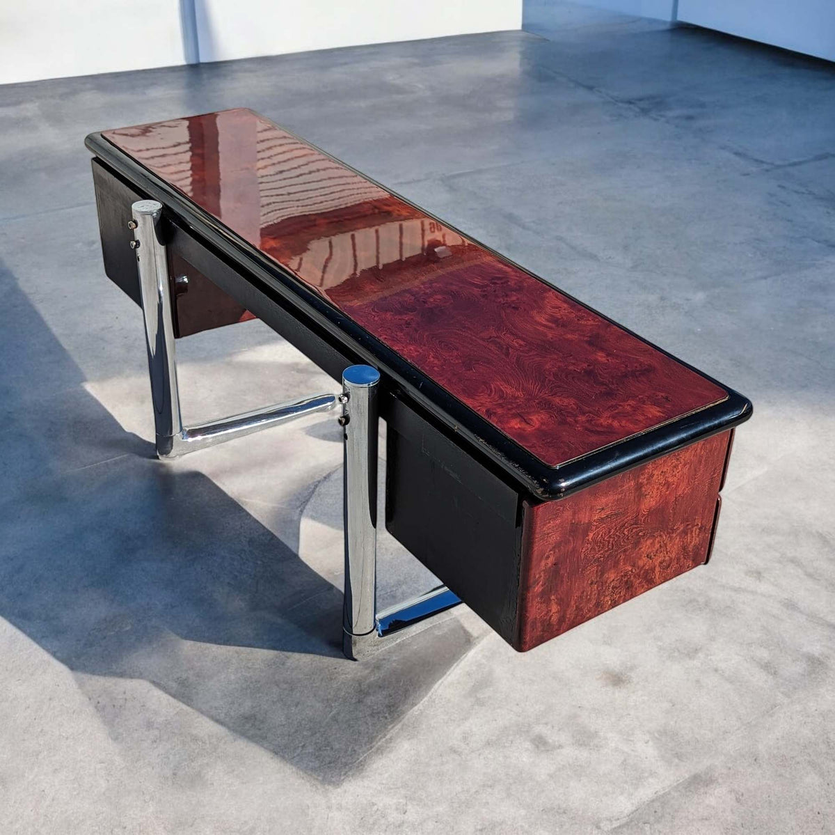 Warren Platner for Knoll 1970s Oak, Burl, Acrylic and Chrome Executive Desk — view 2 of 24