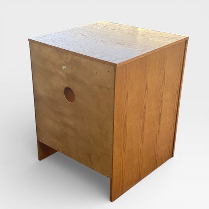 Late 20th Century Solid Oak Media Cabinet with Pull-Out Shelf, American Modern