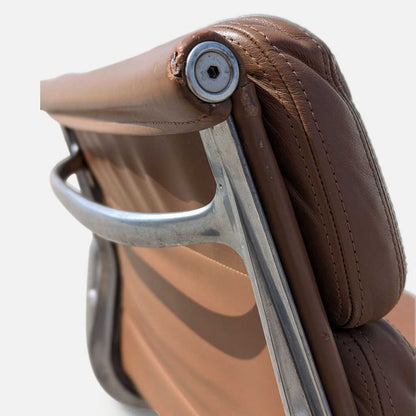 Vintage Eames Soft Pad Chair by Herman Miller – Leather Office Chair with Aluminum Base, Mid-Century Modern Icon