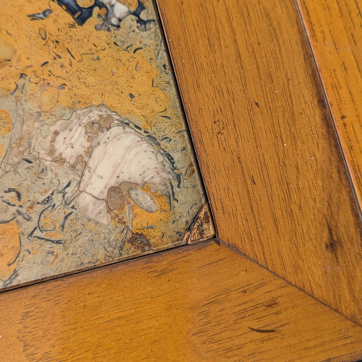 Tomlinson Sophisticate Model 315 Fossil Marble and Pecan Coffee Table, 1960s — view 11 [CBV1 XPt4TMj2MJm2ZocWWjEv 11 f2ad29b9-0448-45a1-a6aa-92c434334a4f.jpeg]