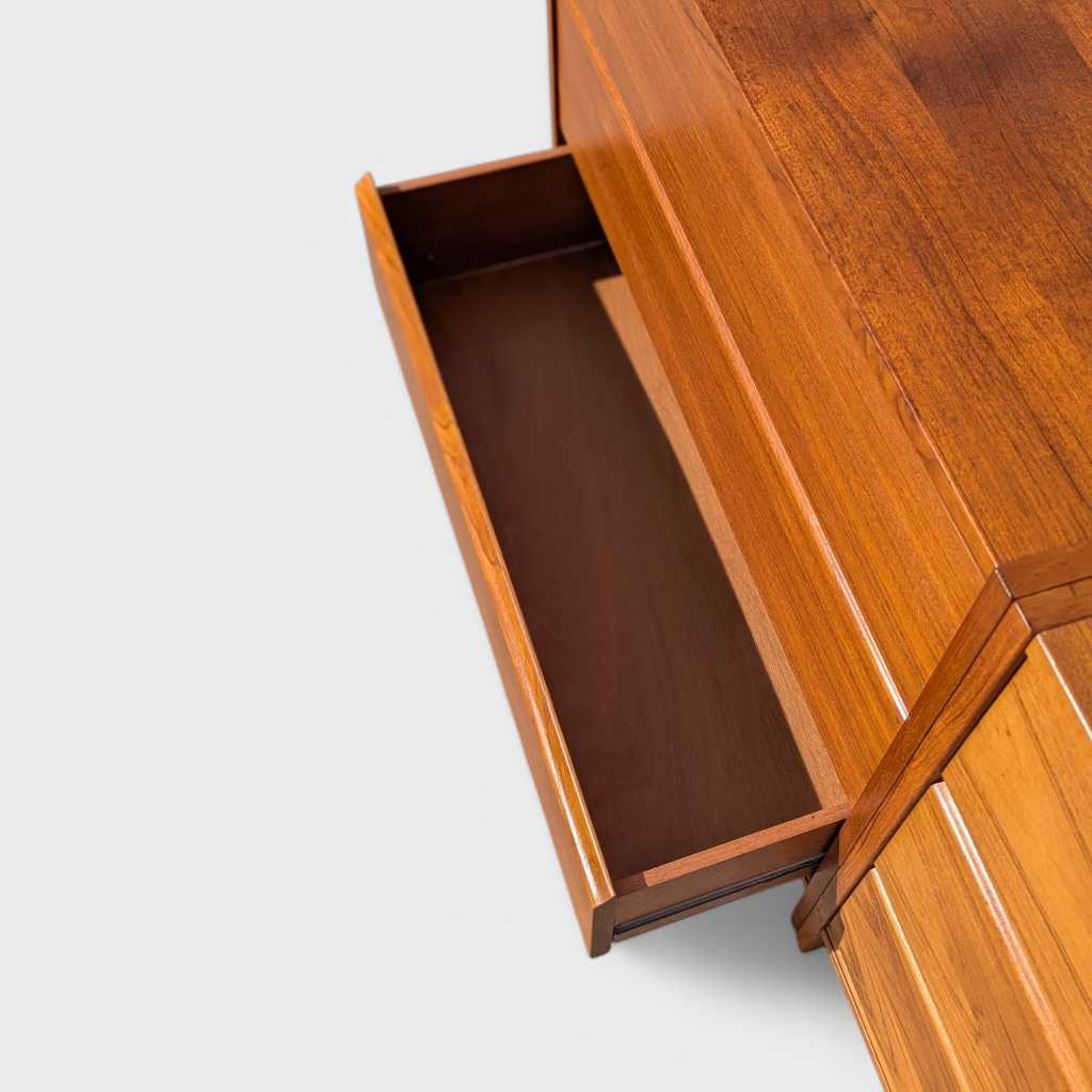 Pair of G Plan Teak Three-Drawer Dressers or Modular Lowboy, 1960s — view 12 [CBV1 5KxRd3jmp2g8NCbU3rQW 12 f5fd345b-f9c2-447b-bab1-bdfd6f4b09c0.jpeg]