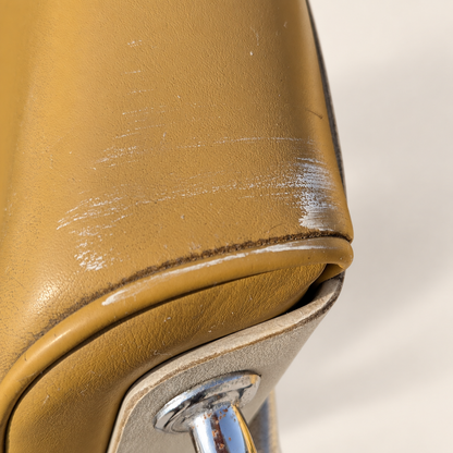 Set of Eight Krueger AFKA Guest Armchairs in Mustard Vinyl, Walnut and Chrome, c. 1969 — view 20 [CBV1 Psk2TxEkYHCK0rbpMgpe 20 next10h-Psk2TxEk-position-21-38aaed0a-9759-481b-95be-1b7c7fb00e2d.png]