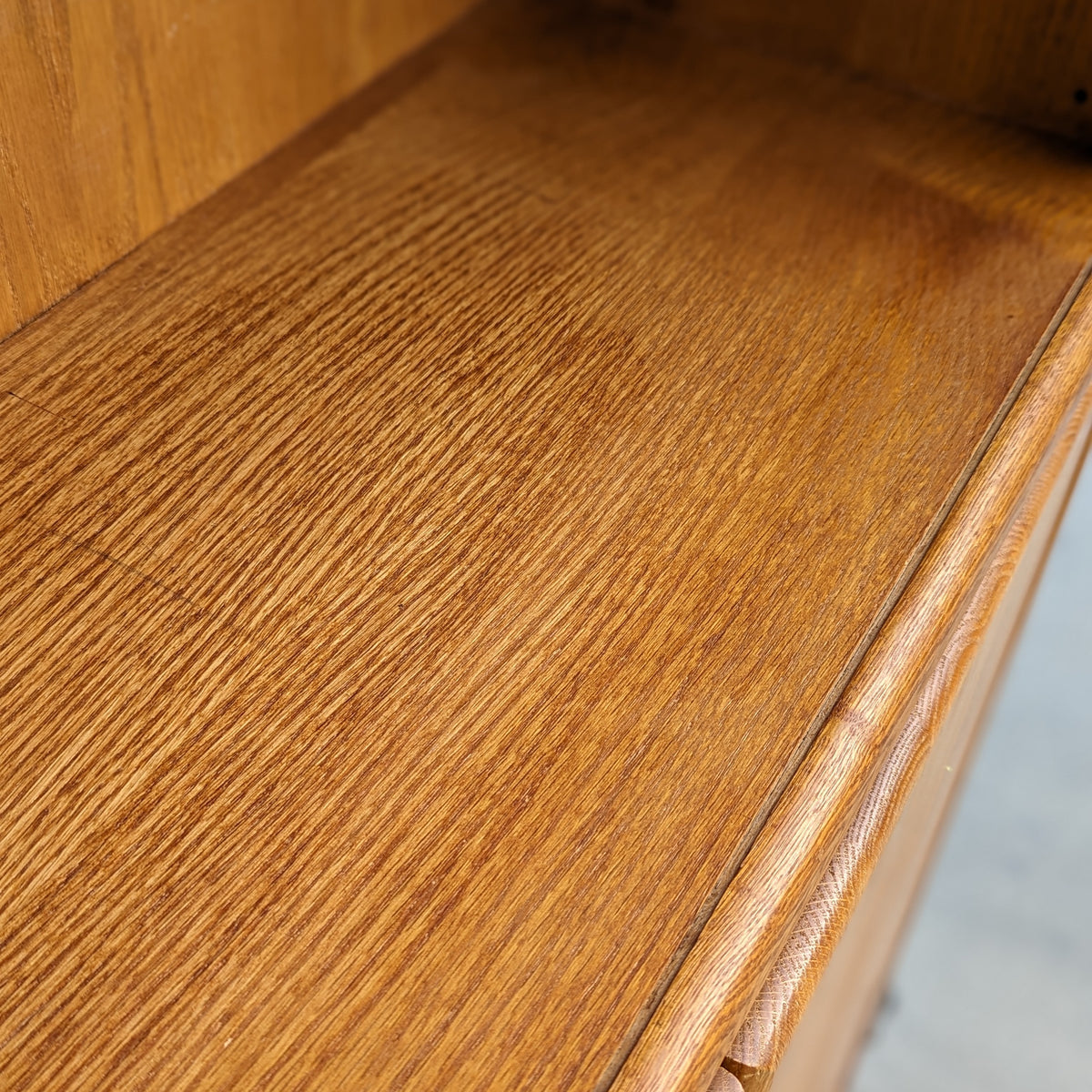 Late-20th-Century Oak Bookcase with Adjustable Shelves — view 14 of 15