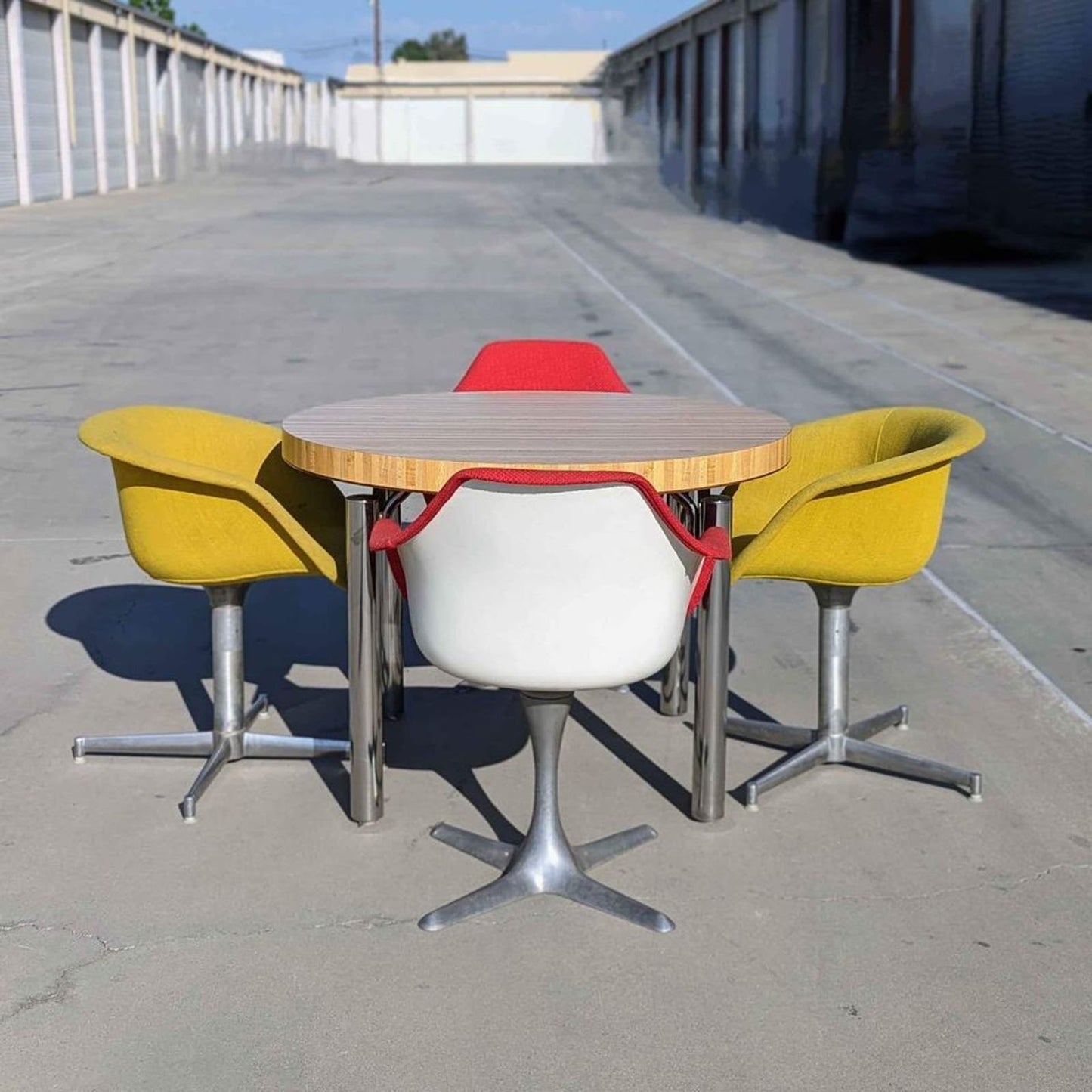 Fun MCM Dining Set, Vintage, Space Age Tulip Propeller Chairs by Burke, Table, Chrome, Mid Century